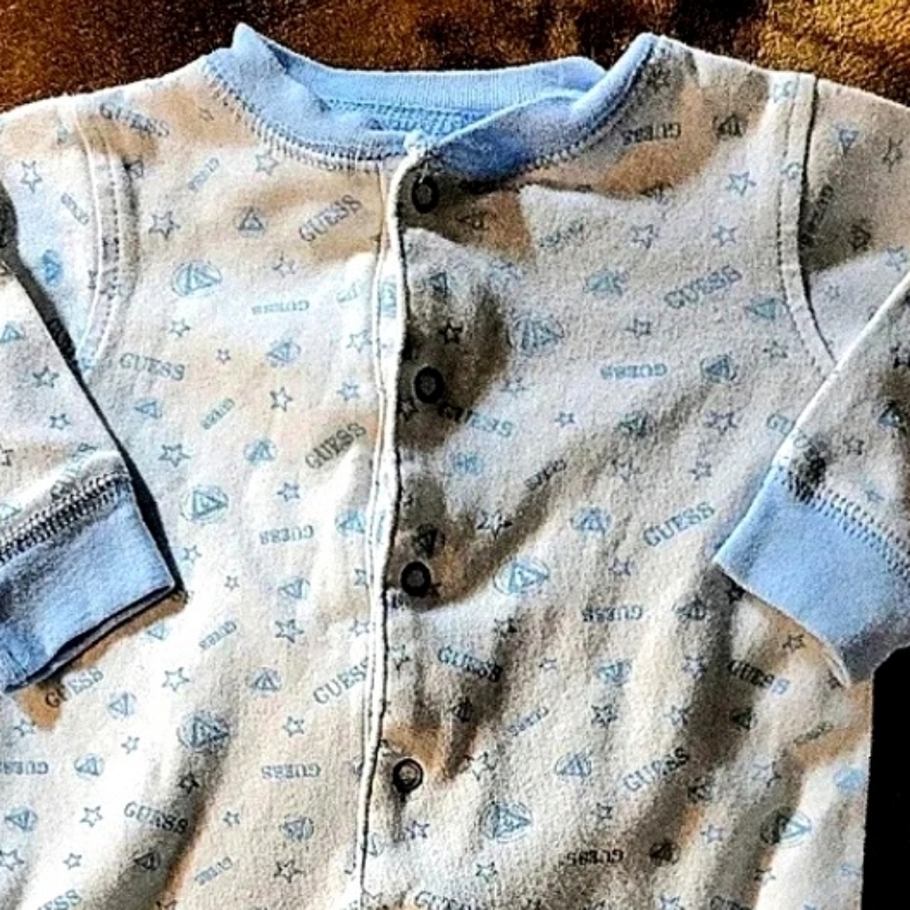 Guess Logo Baby Boy Sleeper, NWOT, Size 6/9 months